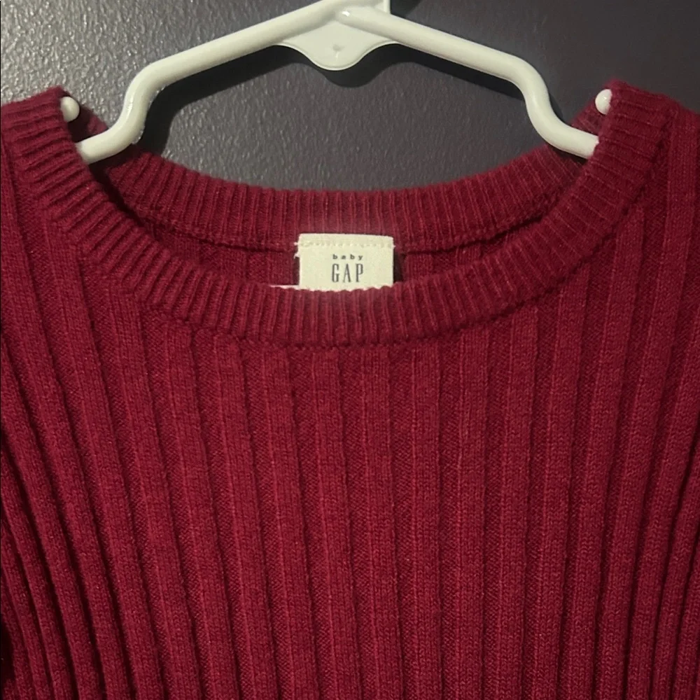 Red Ribbed Knit Sweater - Picture 5 of 5